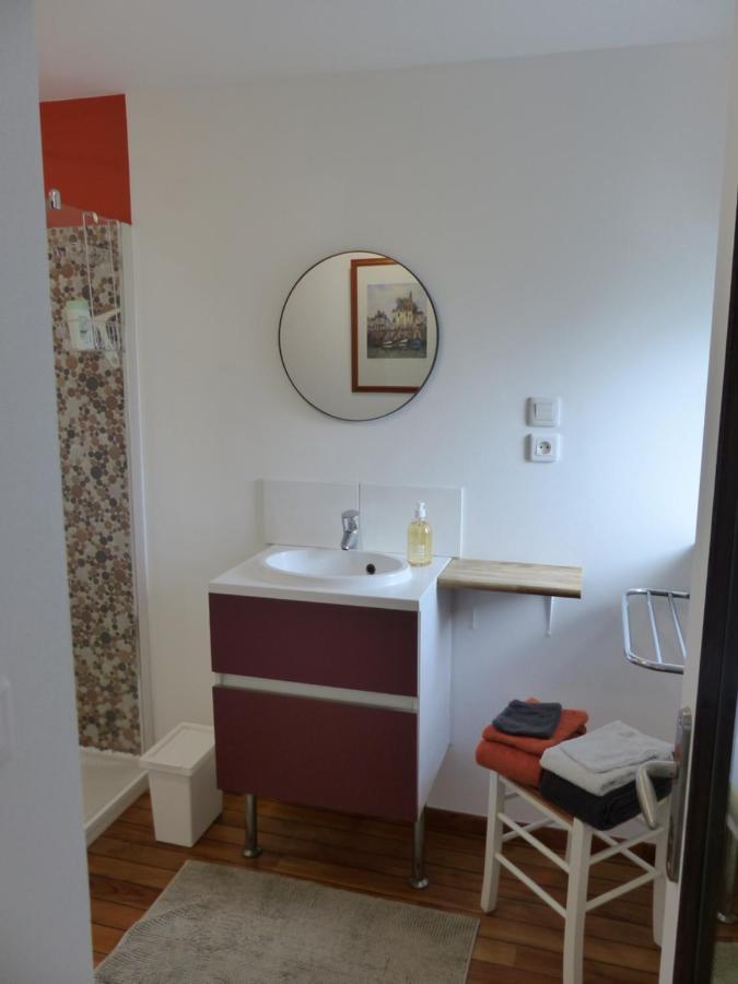 Cottage Des Mezieres Saint-Germain-sur-Ay Buitenkant foto
